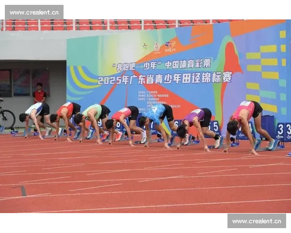 激烈角逐激情四溢 骑车比赛引领速度与挑战的巅峰对决